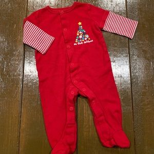 Baby’s 1st Christmas Outfit